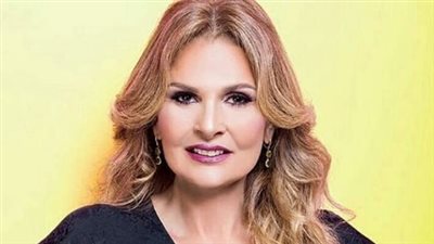 يسرا تدلي بصوتها في الانتخابات المصرية 2018 بالزمالك