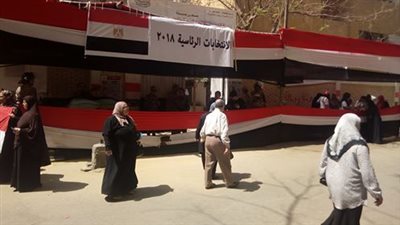 الانتخابات المصرية 2018 .. علم مصر يغزو لجنة 