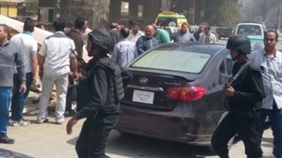 حادث تصادم وسقوط سيارة نقل من أعلى محور المريوطية 