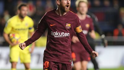 ميسي يطالب برشلونة بالتعاقد مع 3 صفقات جديدة