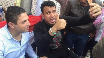 محمود الليثي يلتقط 
