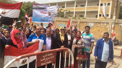 المدير الفني للألومنيوم يقود مسيرة حاشدة لتأييد السيسي