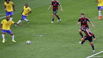 البرازيل تتقدم على المانيا بهدف نظيف