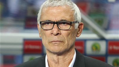 اتحاد الكرة: لن نتدخل في عمل كوبر وهو المسؤول الأول عن المنتخب