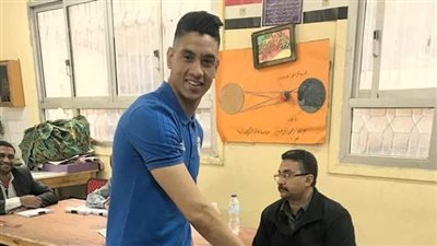 حارس طنطا يدلي بصوته في الانتخابات الرئاسية 2018