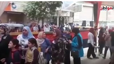 إقبال كثيف بمدرسة الشهيد مجند محمد عبد العظيم بالمعصرة للتصويت في انتخابات الرئاسة 2018 