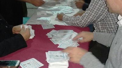 لجنة 15 بالمرج| السيسي 2056 صوت وموسى مصطفى 78