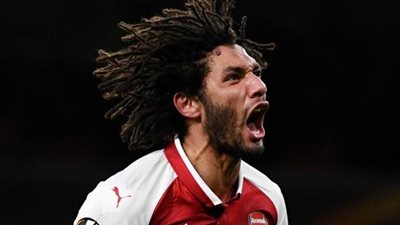 محمد النني  ينعي وفاة والدة إيهاب لهيطة 