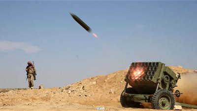 الدفاعات الجوية السعودية تعترض صاروخًا حوثيًا جديدًا