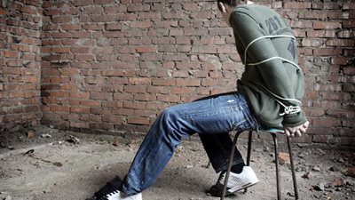 حبس 10 متهمين خطفوا تاجر آثار واحتجزوه بشقة بكرداسة