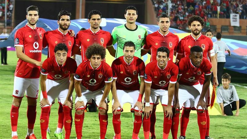 لاعبو الأهلي