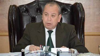 محافظ دمياط يتابع أعمال رفع آثار العملية الانتخابية
