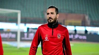 الأهلي يتسلم التقارير الطبية لمعلول.. واللاعب يخضع لفحص طبي