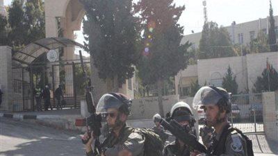 بعد يوم الأرض.. قوات الاحتلال تدخل في مواجهات دامية مع طلاب جامعة القدس