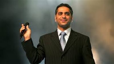 فيديو| فضل شاكر يغني كلمات أغنيته الجديدة 