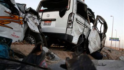 إصابة 19 من العمالة الزراعية في حادث انقلاب سيارة بالبحيرة