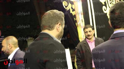 حازم امام يقدم واجب العزاء في والدة إيهاب لهيطة 