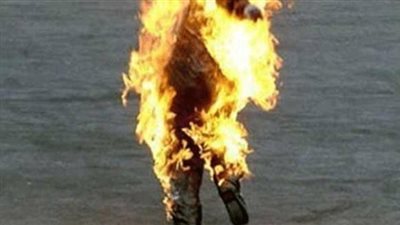 عاطل يشعل النيران في طفل بالمقطم 