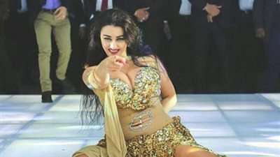 فيديو| صافيناز ترد على اتهامها بإزدراء الدين: لا يمكن 