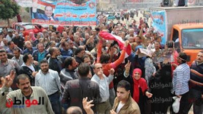 عمال المحلة الكبرى فى مسيرة حاشدة بعد اعلان فوز السيسي