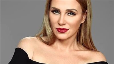 شيرين رضا وخالد الصاوي ينتهيان من 
