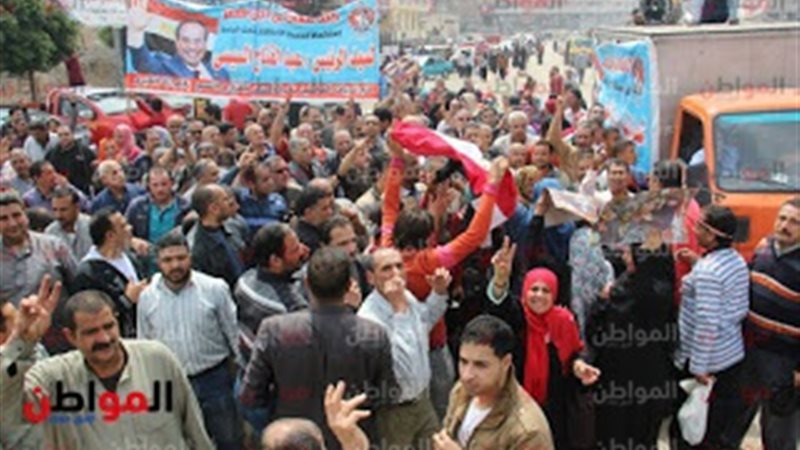 عمال شركة الغزل النسيج