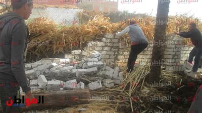 إزالة حظيرة مواشي بـ