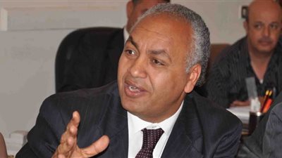 مصطفى بكري: وزير التنمية المحلية أهان النواب وأبناء الصعيد.. ونطالب بإقالته