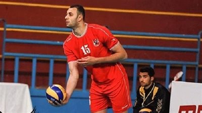 إصابة نجم الأهلي بقطع في الرباط الصليبي