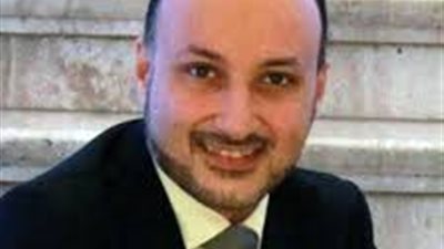 كتاب يهنئون أحمد القرملاوي عقب فوزه بجائزة الشيخ زايد