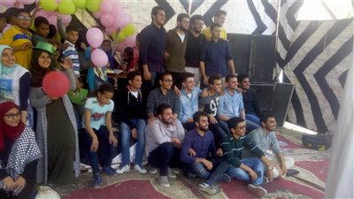 فيديو|جامعه الفيوم كليه طب بشرى تحتفل مع اطفال جمعية عائشة حسنين