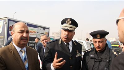 المرور .. يشن حملات بأعلى الطرق السريعة لرصد المخالفات