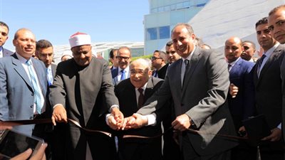 تقديم إصدارات الأزهر الشريف بأسعار مخفضة بمعرض مكتبة الإسكندرية الدولي للكتاب