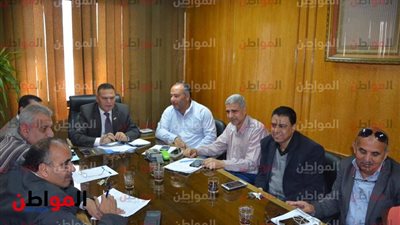 صور| السكرتير المساعد بالاسماعيلية يناقش آليات معالجة مياه الصرف الصحي