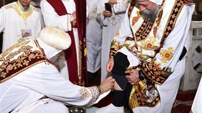 صور| البابا تواضروس الثاني يترأس صلوات خميس العهد بالإسكندرية