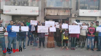 صور.. وقفة احتجاجية لعمال وموظفي الزمالك تضامنا مع بدر وعبد الكريم
