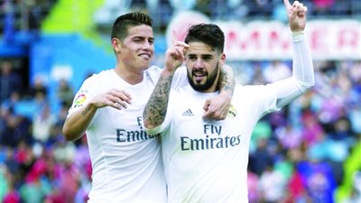 ريال مدريد يستخدم ورقة إيسكو لضم محمد صلاح