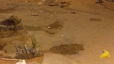 أهالي حي وسط الإسكندرية يستغيثون من أنتشار الحواجز الحديدية بالشوارع