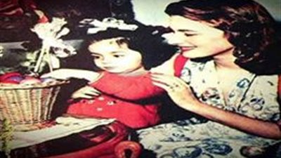 شم النسيم .. أجمل اللقطات لأحتفالات الفنانين قديما بأعياد الربيع