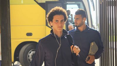 صور.. وصول لاعبي الإسماعيلي لملعب ستاد الدفاع الجوى