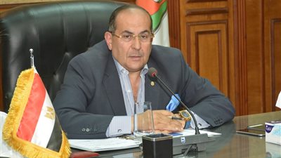 محافظ سوهاج يجتمع بالمجلس الإقليمي للزراعة والطب البيطري