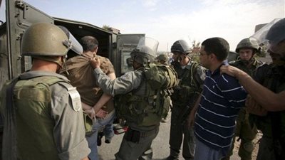 الاحتلال يعتقل 28 فلسطينيًا بالضفة الغربية 