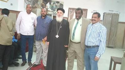 مدير تعليم ادفو يهنئ المسيحيين بمناسبة عيد القيامة المجيد 2018