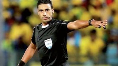 طاقم تحكيم مغربي لإدارة مباراة المصري ومونانا 
