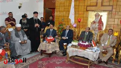 صور| محافظ سوهاج ومدير الأمن والنواب يهنئون الأقباط  بمطرانية البلينا