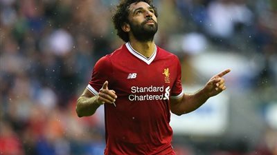 المنتخب يحذر محمد صلاح من الالتحامات أمام مانشستر سيتي