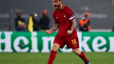 دي روسي يسير على خطى مولر أمام برشلونة