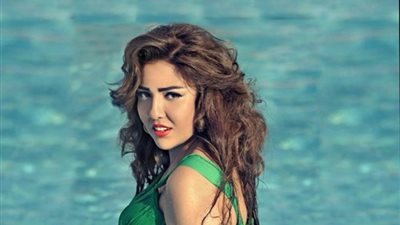 قبل الميعاد.. مي كساب تحتفل بعيد ميلاد صاحبة السعادة 