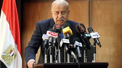 شريف إسماعيل يشهد توقيع اتفاقية تأسيس شركة مساهمة مصرية