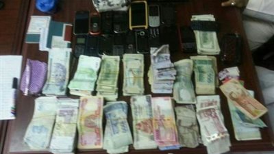 حبس خفير سرق معرض سيارات في المعصرة 